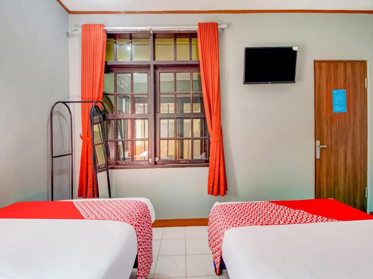 Oyo 3750 Elder Bandung
